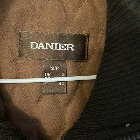 Danier suede leather jacket - Picture 2 of 3